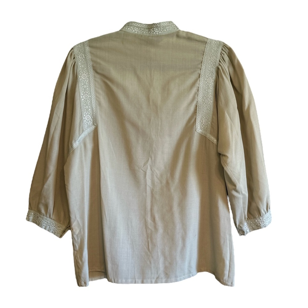 Vintage Embroidered Blouse, Size 42 (L) - Picture 2 of 3